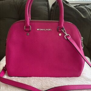 MICHAEL KORS CROSSBODY PURSE